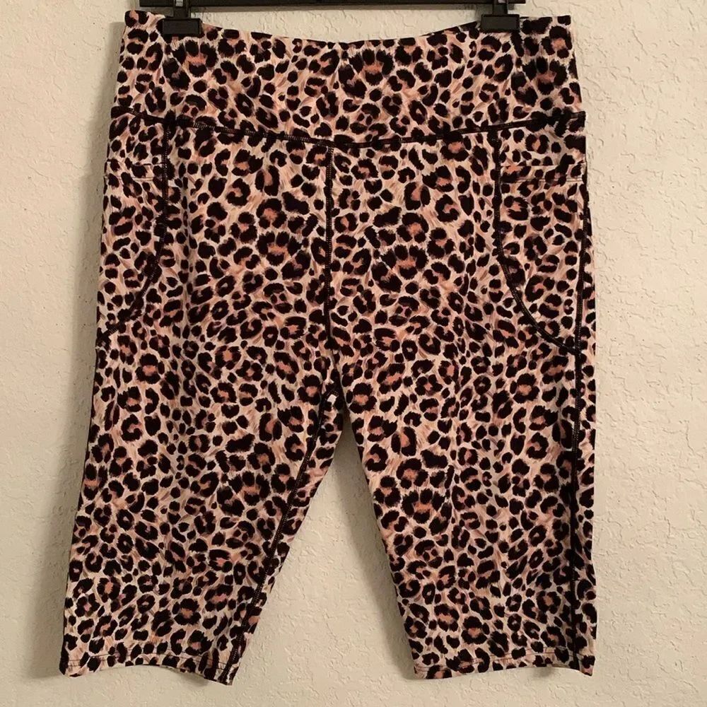 Santiny Italian Design High Waist Biker Yoga Shorts Leopard Print Size XXXL